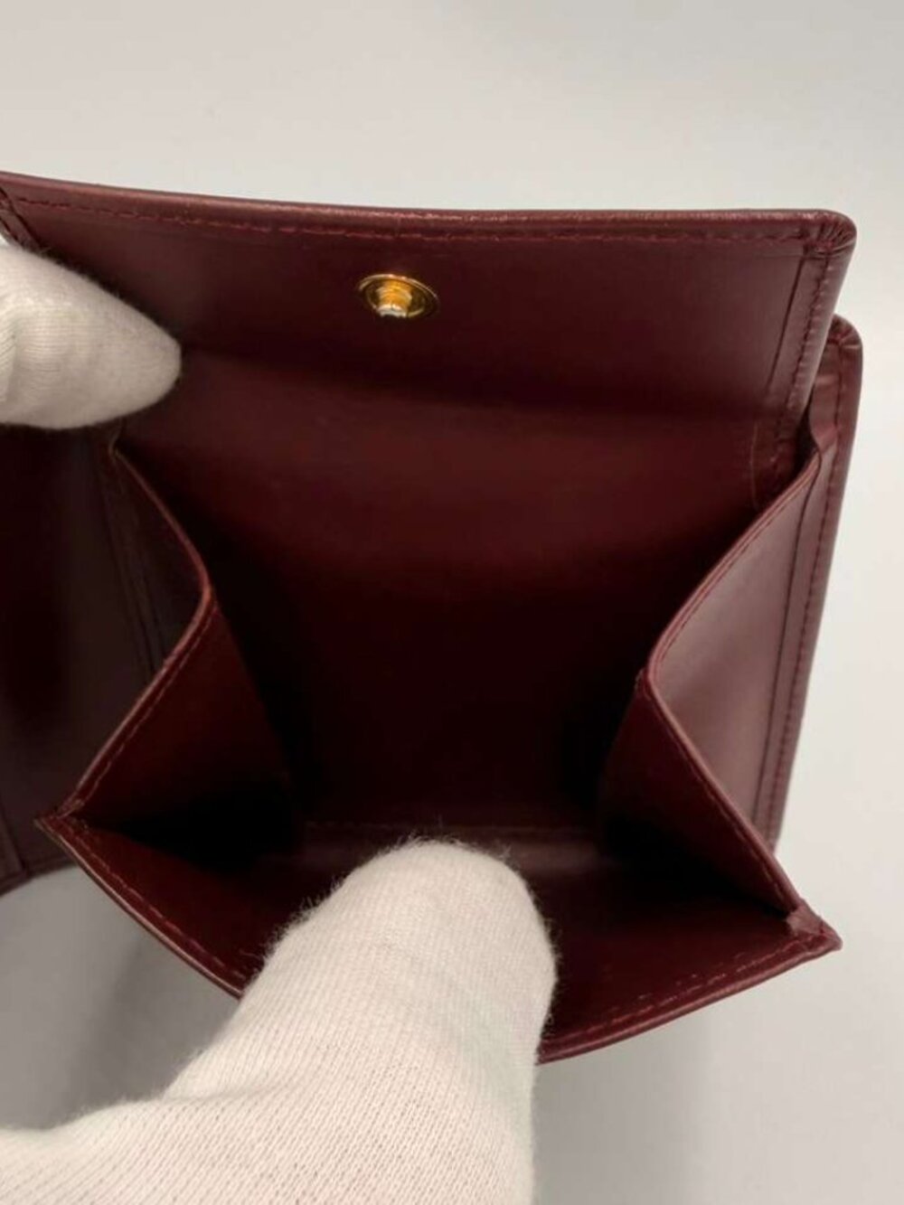 Cartier Must De Cartier Bifold Wallet — Burgundy - Picture 7 of 8